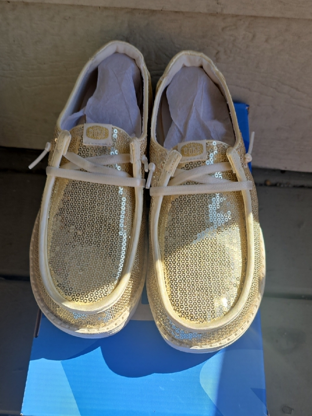 Hey DUDE WEN Wendy Disco Sequin Shoes - Gold and Blue Box